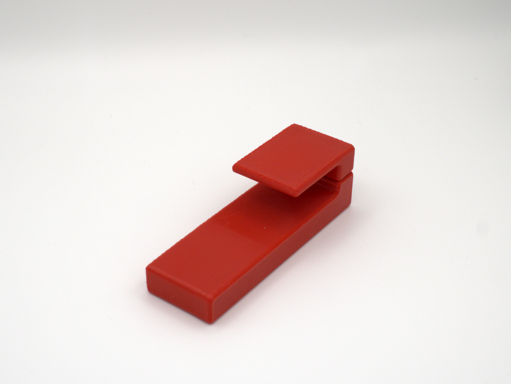 DO-001: Car Magnetic Toothpick Holder